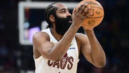 天博体育注册-骑士消息：哈登迎两大里程碑，悍将迎首秀，战独行侠出场更新